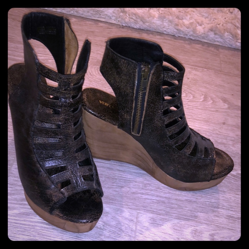 Very Volatile Wedges